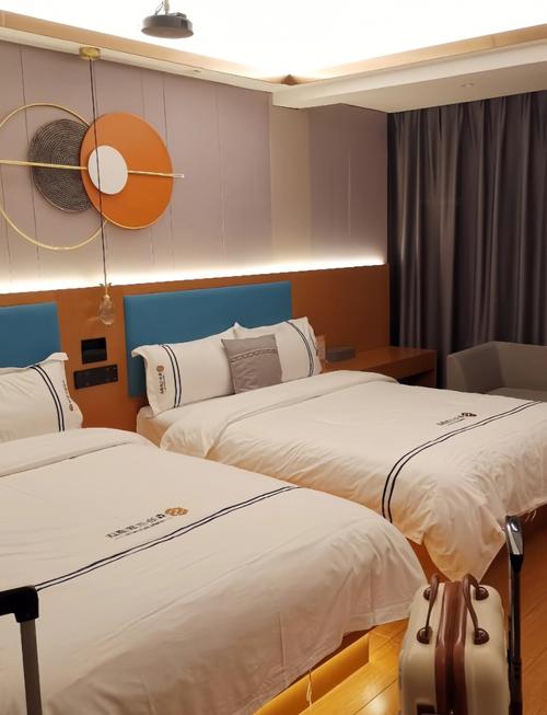 遵义离高速距离最近的宾馆,遵义景区附近酒店宾馆推荐