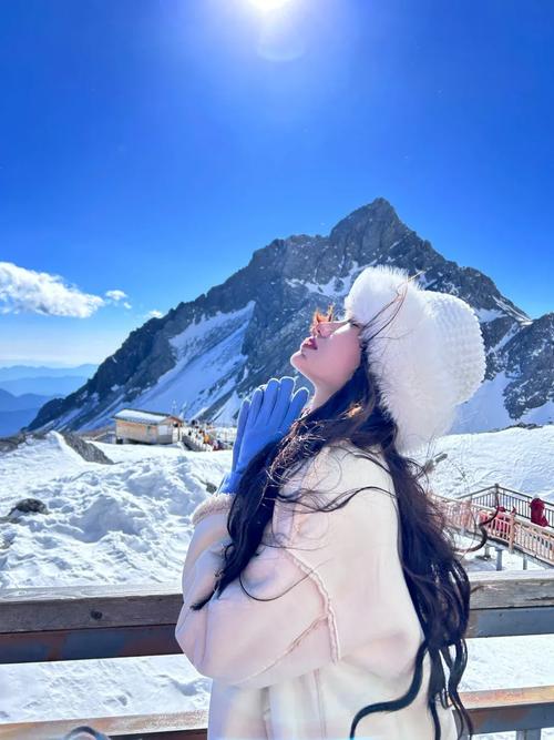 玉龙雪山8月有雪吗