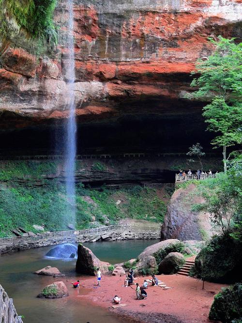自驾旅游前十必去景点排名(四川旅游景点排名前十自驾游)