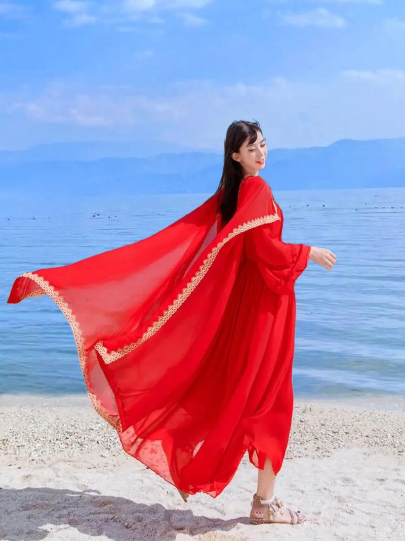 春节期间去三亚穿什么衣服会比较合适呢