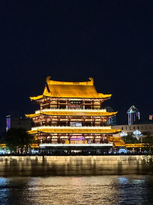 晚上长沙哪里好玩,长沙晚上好玩地方