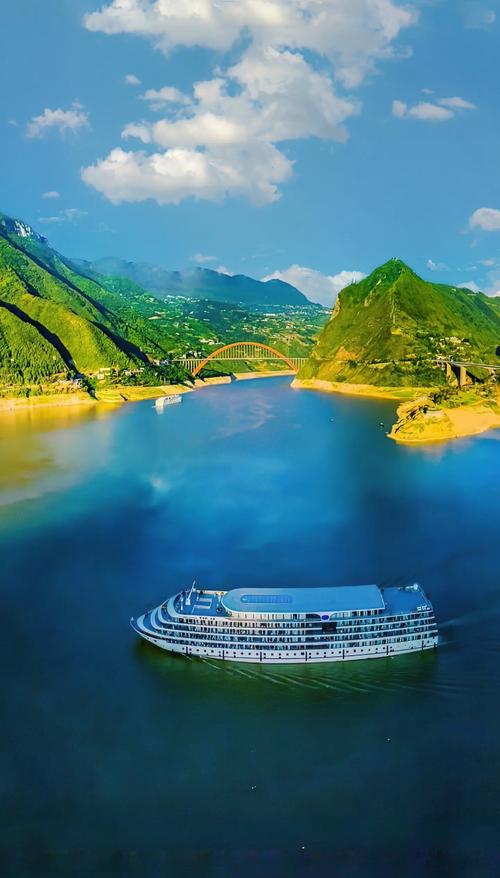 三峡游轮档次排名