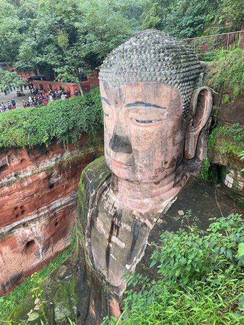 乐山大佛很恐怖是真的吗