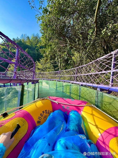 去哪里旅游比较好玩啊