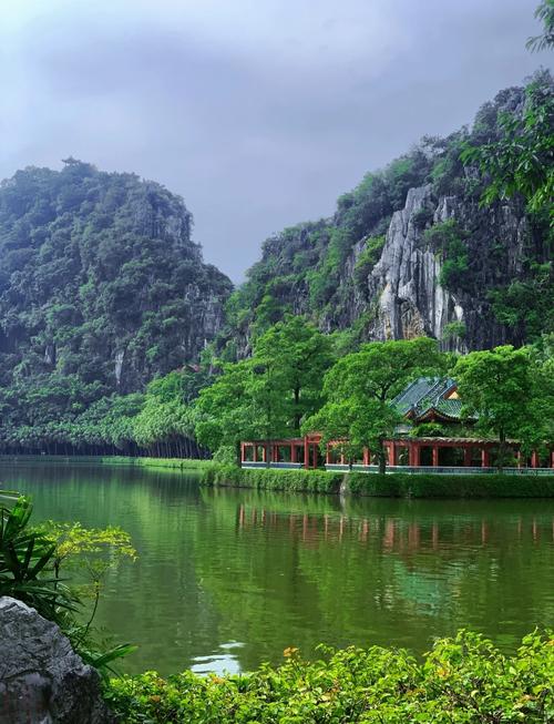 肇庆七星岩风景区旅游攻略(肇庆七星岩景区最佳游览路线)