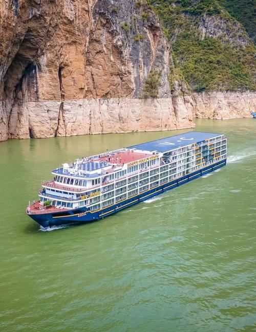 重庆三峡游轮哪个船比较好