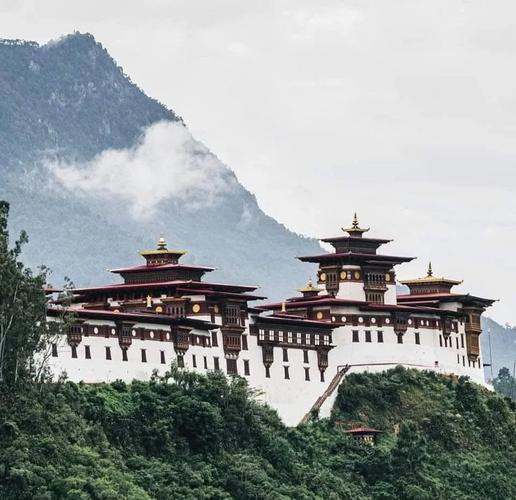 哪个城市是不丹的首都?