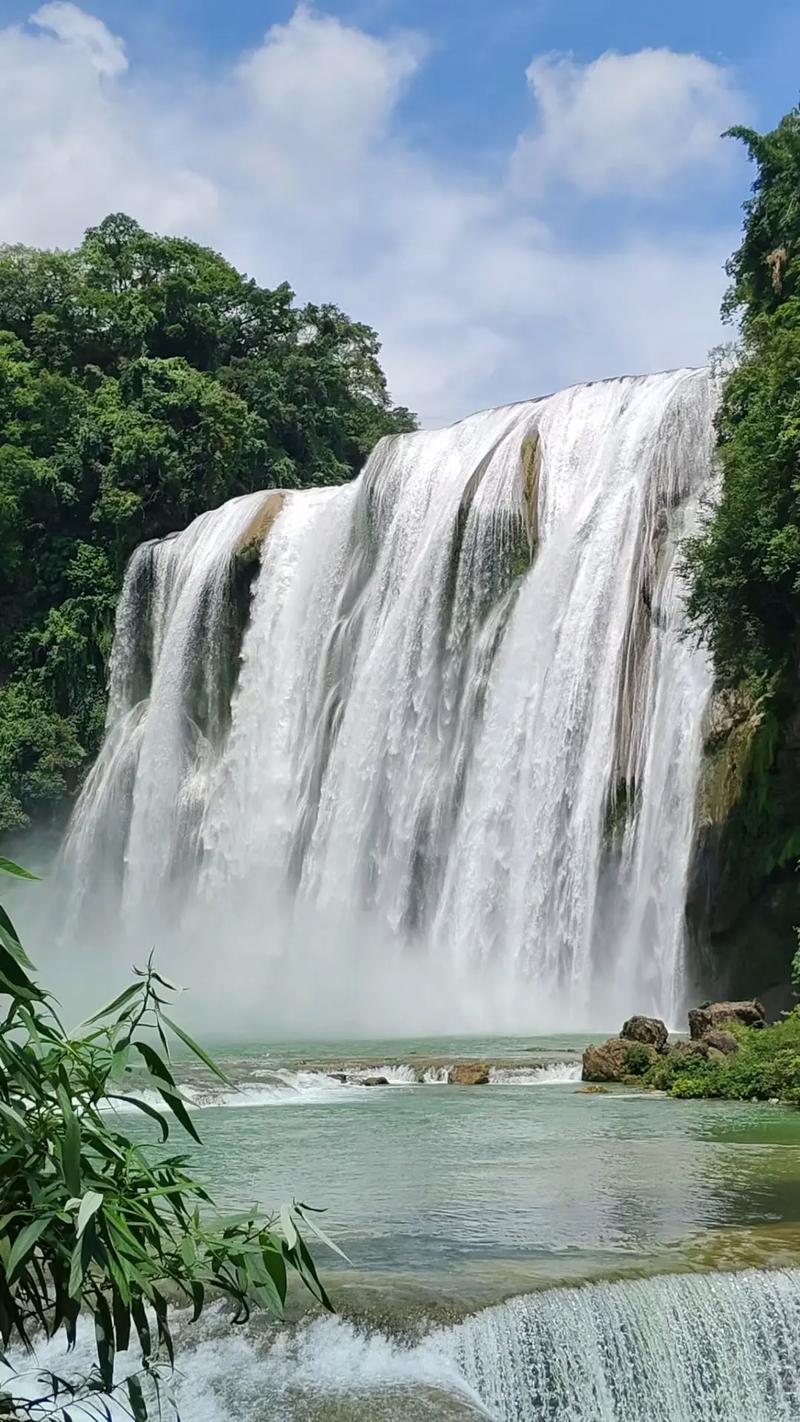 黄果树瀑布在哪里个省哪个市