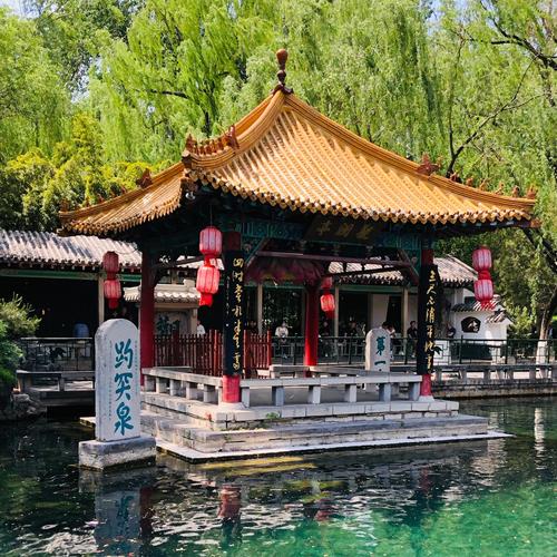 济南名胜古迹有哪些