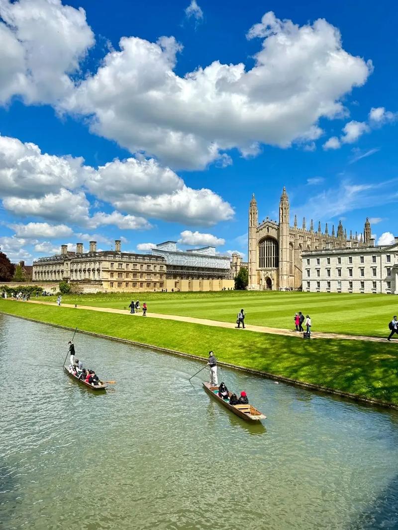 在英国排名前五的大学有哪些?雅思要求又是啥?