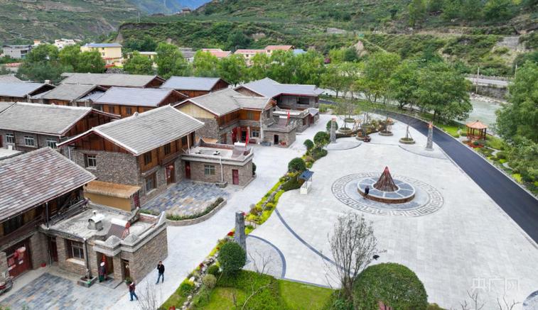 阿坝州:13县旅游景点高清地图收藏版