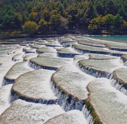 云南自由行攻略:最佳旅游路线推荐