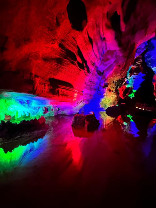 贵阳旅游推荐:前十好玩景点推荐!