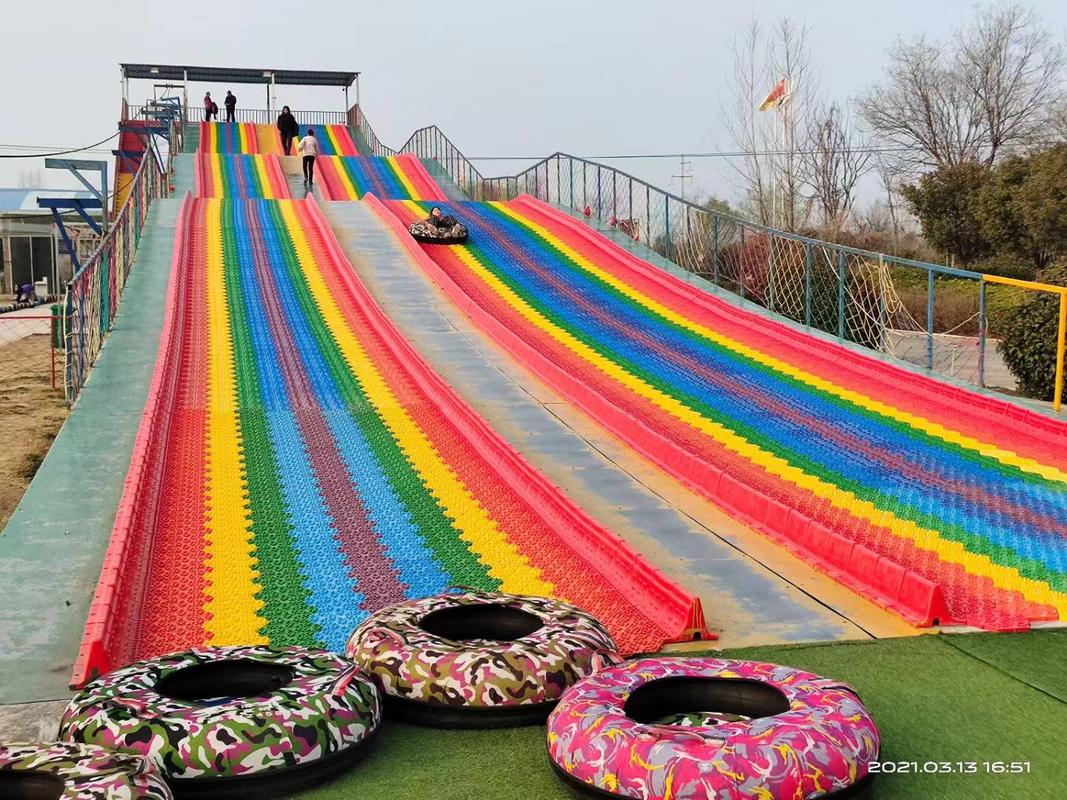 开一个网红无动力亲子游乐园需要多少钱?