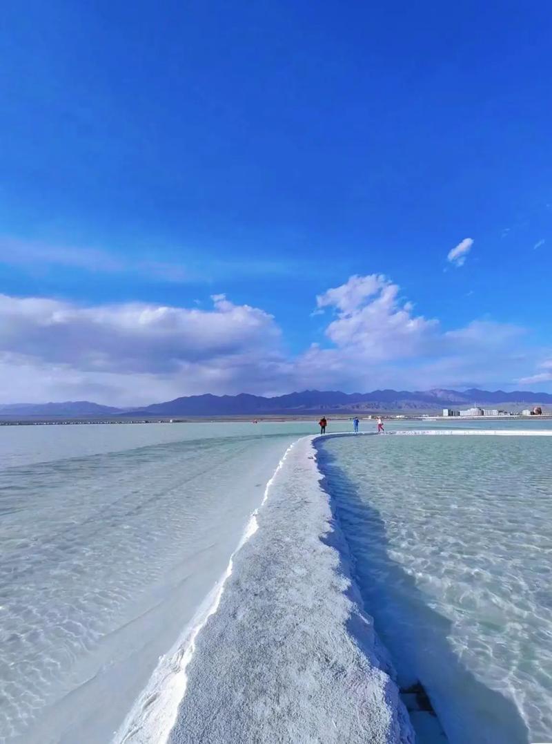 茶卡盐湖10月去合适吗