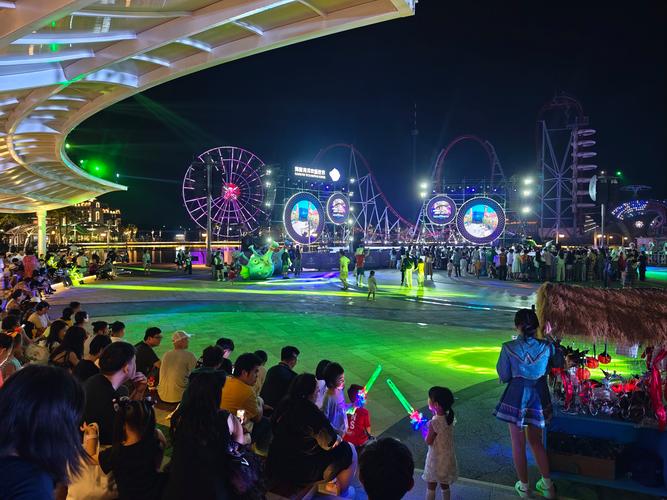 三亚晚上哪里好玩