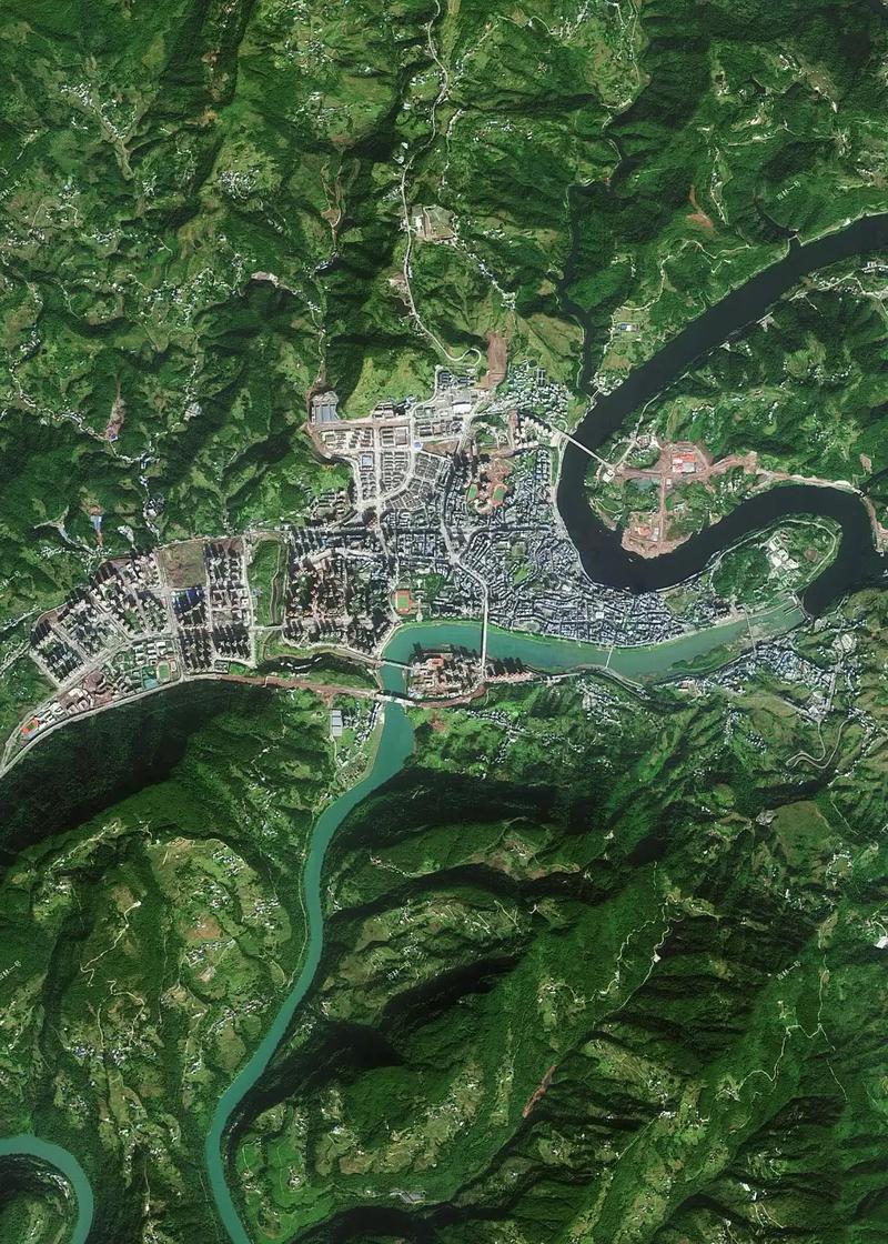 永久免费使用的高清卫星地图软件