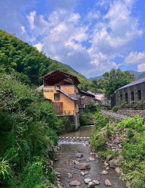 浙江宁波值得一去的古村落,山峰湖泊皆是风景,秋色如画令人向往_百度...